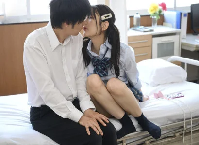 Học sinh nam yếu đuối bị khoa khôi địt ngay trong lớp học